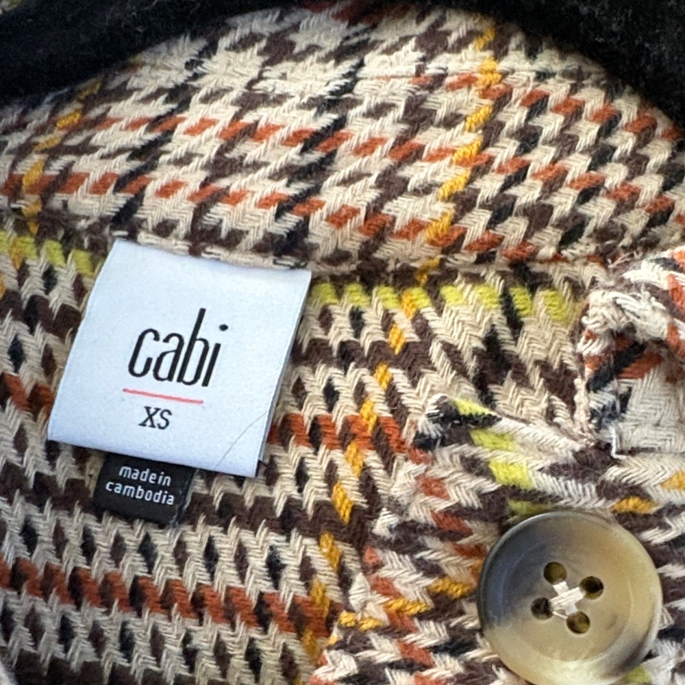 Cabi Yorkshire Shacket #4298 Plaid Button-Front in Warm Neutrals - Picture 8 of 11